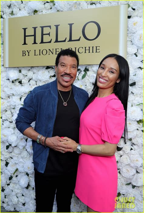 lionel richie hello deutsche übersetzung|lionel richie wife.